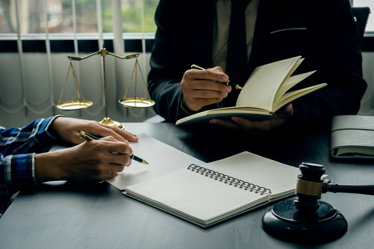 9 Things You Should Know About a Free Lawyer Consultation